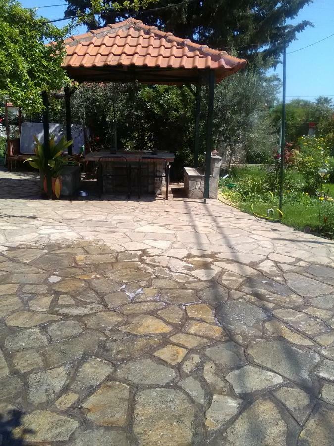Villa Julia Nea Plagia Extérieur photo